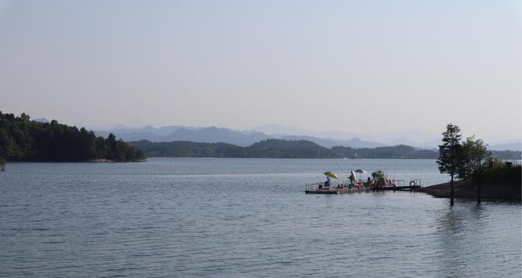 万佛湖钓鱼技巧大揭秘！（掌握这些技巧，让你的钓鱼之旅更加成功！）