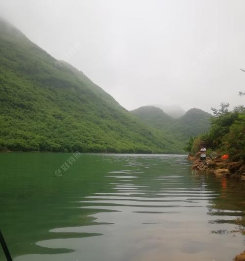 3月份潭里钓鱼技巧（掌握春季水域变化，提升钓鱼技巧）