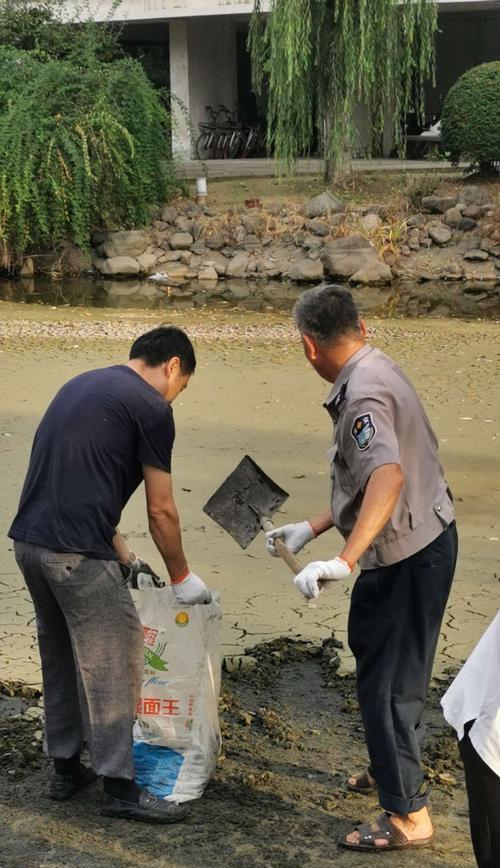 大暑天钓鱼的注意事项与技巧（夏季钓鱼必备，享受大暑温暖的渔乐）