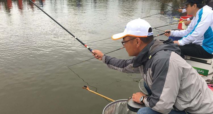 钓鱼技巧教学海竿（掌握海竿技巧，成为钓鱼高手）