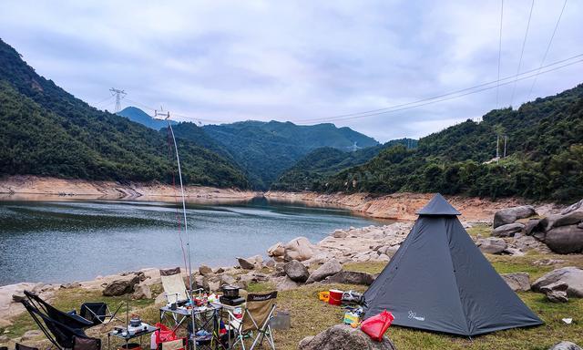 广西温泉水库钓鱼技巧（探秘广西温泉水库钓鱼之道）