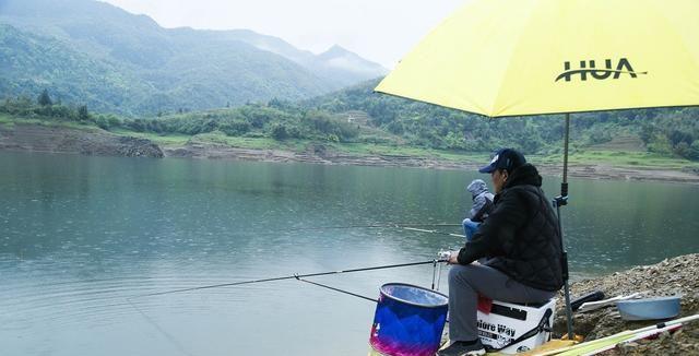 国庆风浪天钓鱼技巧（战胜风浪）