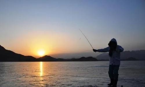 江浙冬钓技巧，妙招盘点（探寻江浙地区冬天钓鱼的窍门）