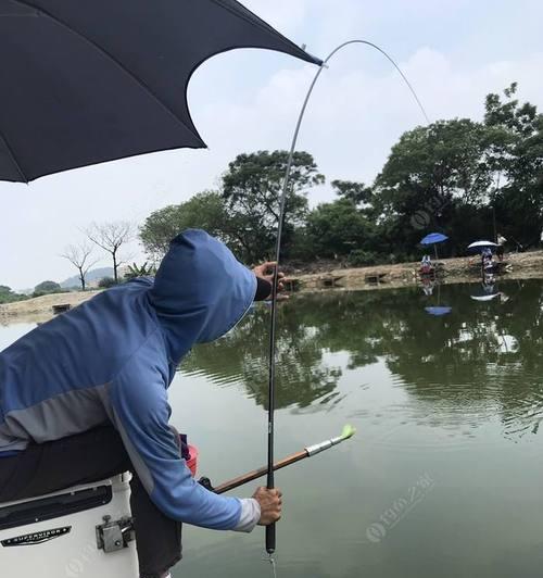 夏季湖库钓鱼技巧（享受清凉夏日）