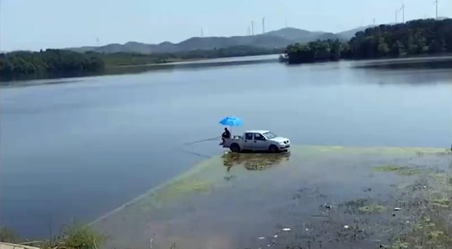 夏季降温水库钓鱼技巧（掌握钓鱼技巧）