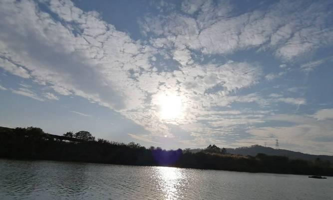 夏天运河涨水钓鱼技巧教程（夏天涨水钓鱼）